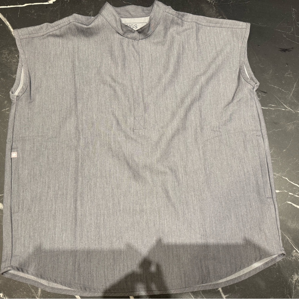 Figs scrubs Top - Grey - Small